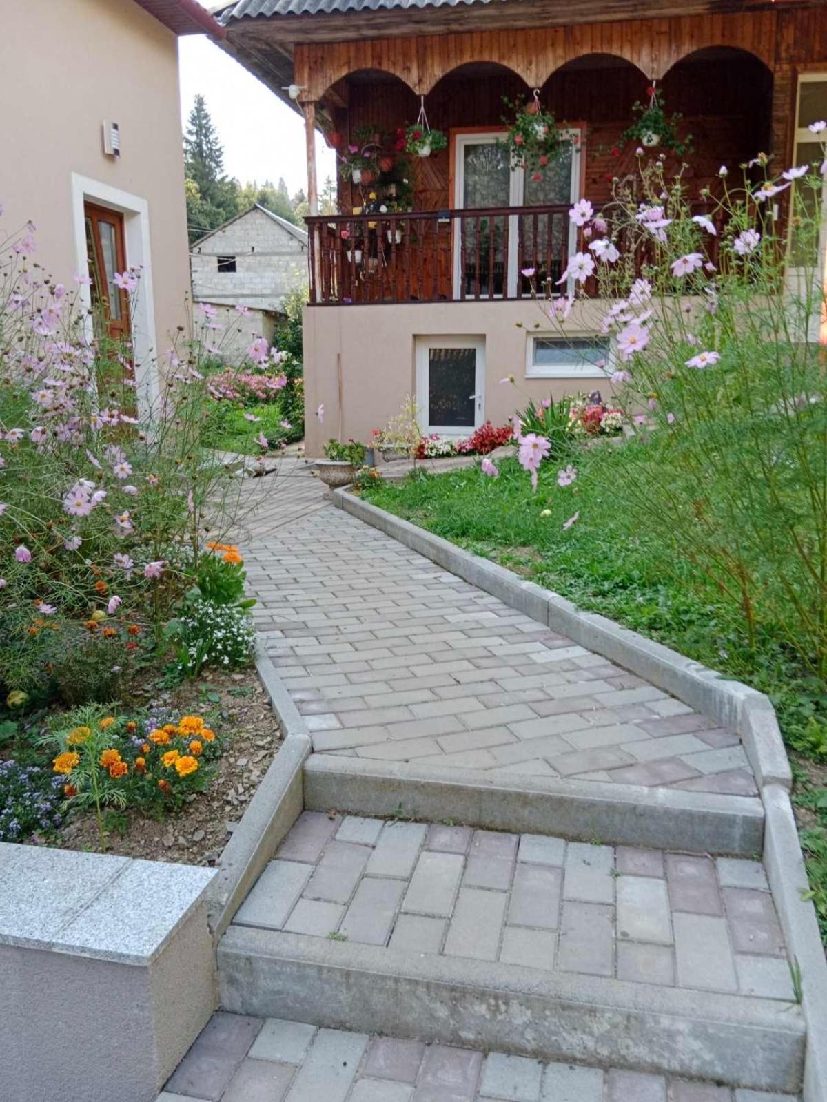 Cottage house Podobovets Bagian luar foto